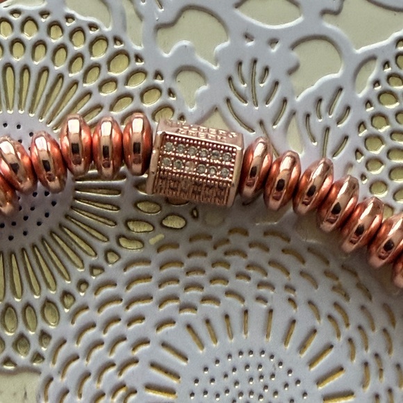 Hillberg & Berk Rose Gold Bracelet - Picture 4 of 4
